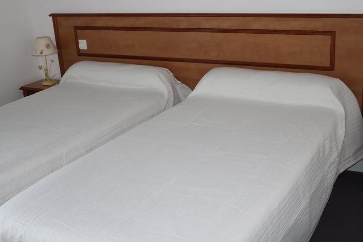 فندق Logis Le Port Saint Aubin Morannes sur Sarthe-Daumeray المظهر الخارجي الصورة