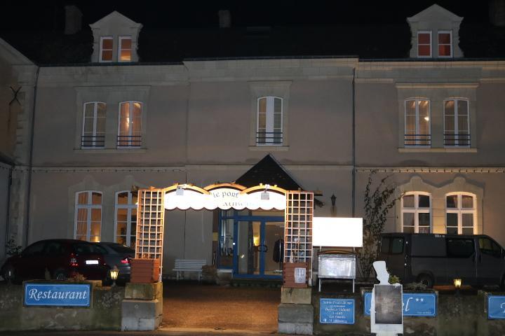 فندق Logis Le Port Saint Aubin Morannes sur Sarthe-Daumeray المظهر الخارجي الصورة